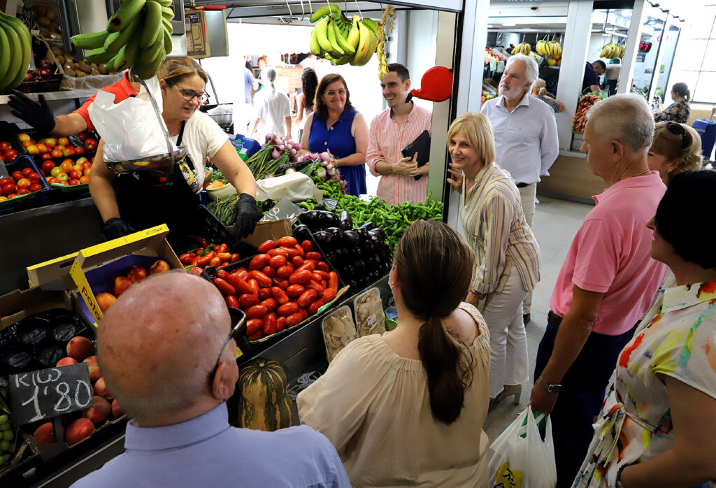 El-nuevo-Gobierno-Municipal-realiza-un-plan-para-potenciar-La-Plaza-del-centro-de-Jerez