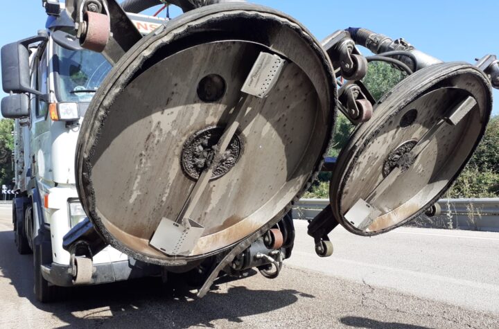 La-Junta-mejora-el-firme-en-varios-tramos-de-la-carretera-A-405-en-el-Campo-de-Gibraltar