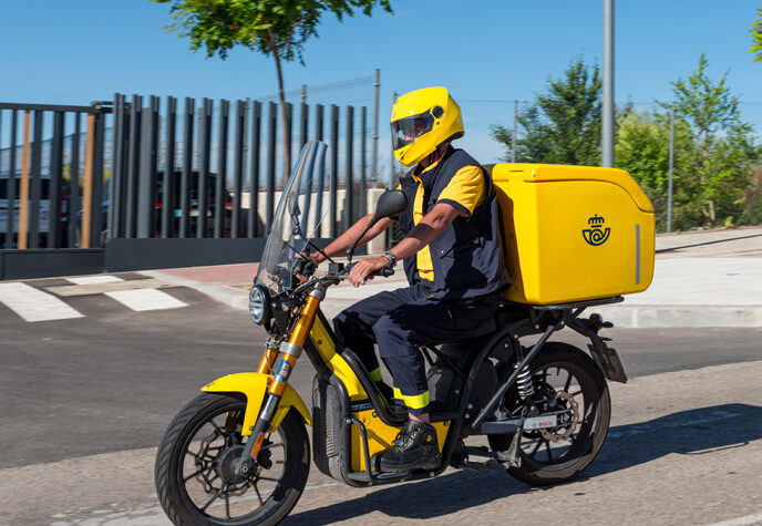 136-personas-se-incorporan-desde-hoy-a-un-puesto-de-trabajo-fijo-en-Correos-en-Cádiz