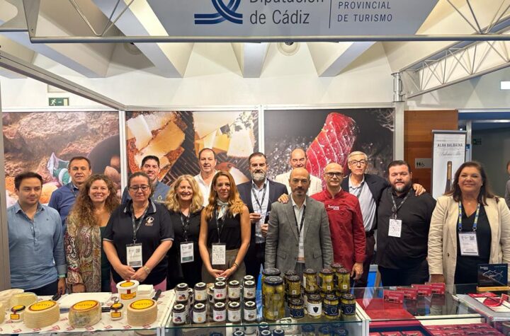 Cocineros-gaditanos-representan-a-la-gastronomía-local-en-el-Gastronomika-San-Sebastián