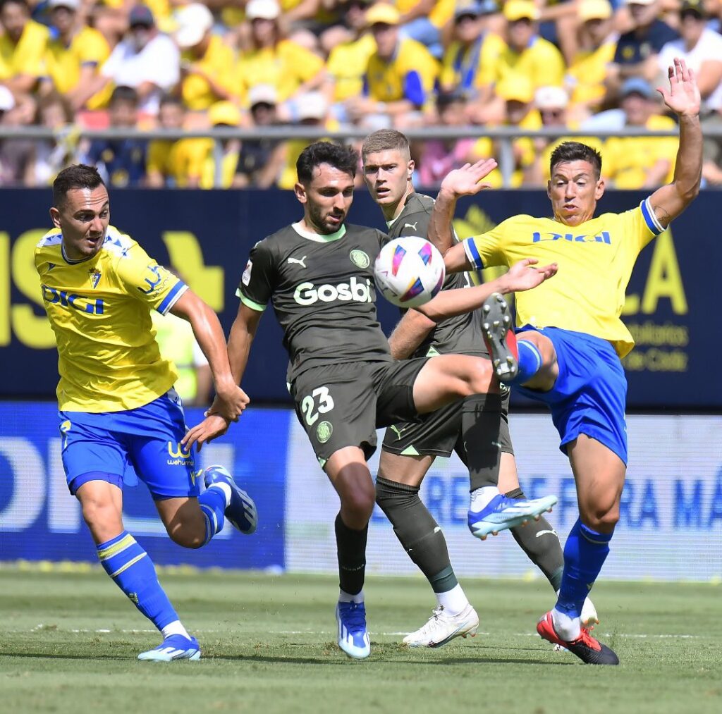 derrota-del-cadiz-ante-el-girona