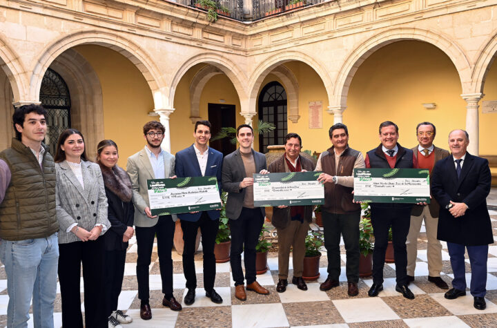 El-Gobierno-subraya-el-éxito-de-la-campaña-de-reciclaje-en-las-zambombas-de-Jerez