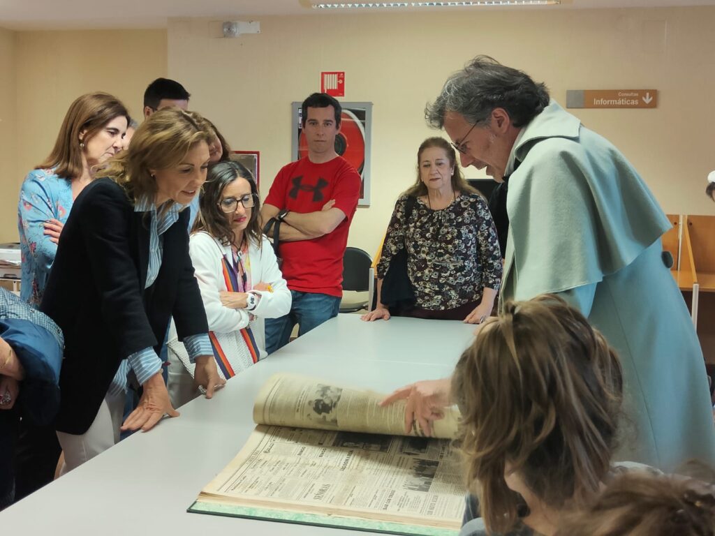 La-Biblioteca-Pública-Provincial-abre-sus-puertas-a-los-gaditanos-para-celebrar-el-Día-Internacional-del-Libro