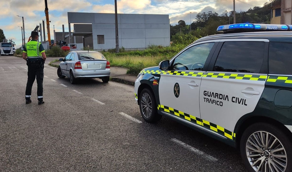 Cinco-heridos-en-un-accidente-entre-dos-coches-y-una-moto-en-Arcos-de-la-Frontera